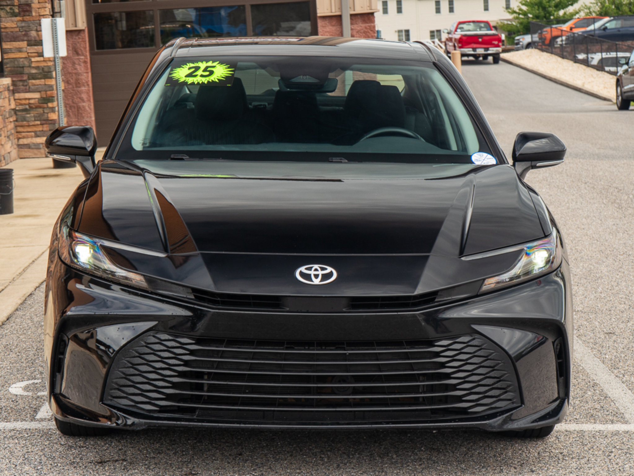 Used 2025 Toyota Camry LE w/ Convenience Package AWD/4WD image 8