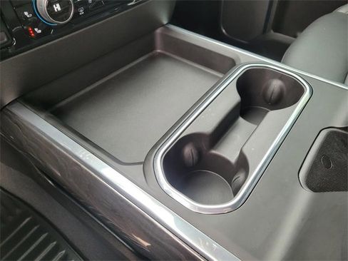 Certified 2025 Chevrolet Silverado 2500 LTZ w/ LTZ Convenience Package image 26