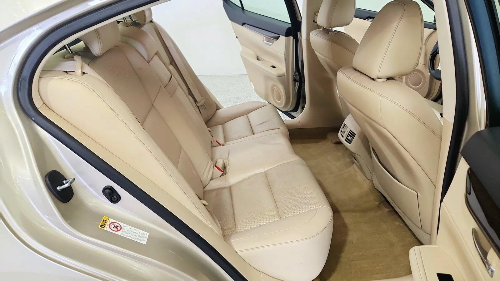 Used 2014 Lexus ES 350 w/ Luxury Package FWD image 28
