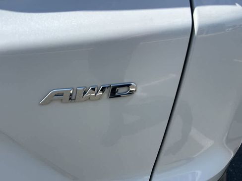 Used 2019 Honda CR-V EX image 5