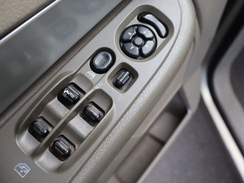 Used 2009 Dodge Ram 2500 Truck SLT image 27