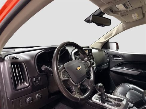 Used 2020 Chevrolet Colorado ZR2 image 11