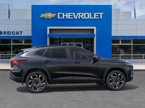 New 2026 Chevrolet Trax RS FWD image 5