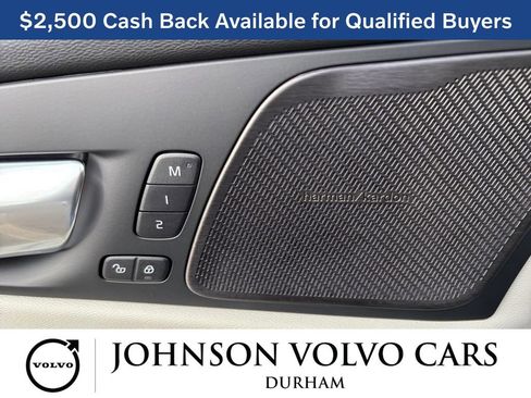 New 2026 Volvo XC60 B5 Ultra w/ Protection Package Premier image 12