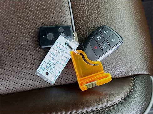 Used 2022 GMC Sierra 1500 Denali w/ Technology Package image 37