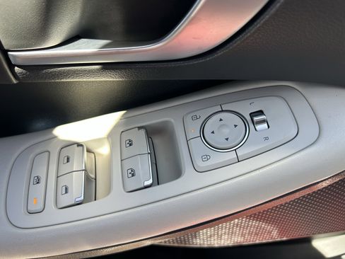 Used 2024 Hyundai Sonata SEL FWD image 26