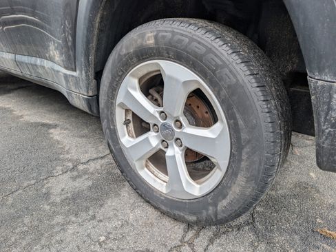 Used 2021 Jeep Compass Latitude w/ Convenience Group image 11