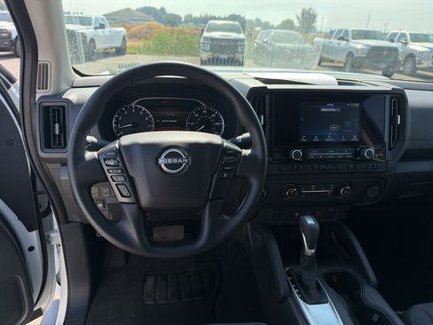 Used 2026 Nissan Frontier S AWD/4WD image 9