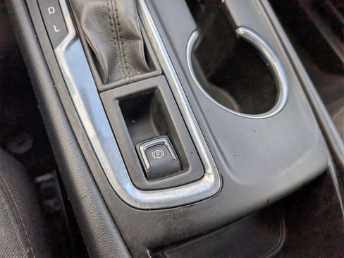 Used 2019 Chevrolet Equinox LT w/ LPO, Floor Liner Package image 30