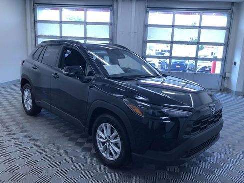 Certified 2026 Toyota Corolla Cross LE FWD image 37