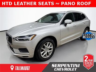 Used 2019 Volvo XC60 T5 Momentum w/ Premium Package