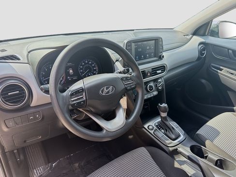 Used 2021 Hyundai Kona SE FWD image 7