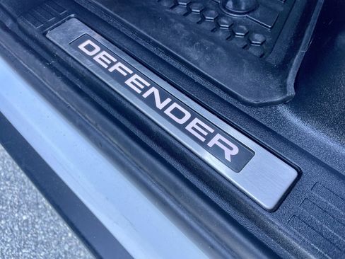 Used 2022 Land Rover Defender 110 X-Dynamic HSE AWD/4WD image 44