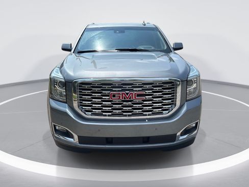 Used 2019 GMC Yukon Denali w/ Denali Ultimate Package AWD/4WD image 2