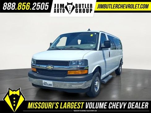 Used 2023 Chevrolet Express 3500 LT w/ LT Preferred Equipment Group RWD image 1