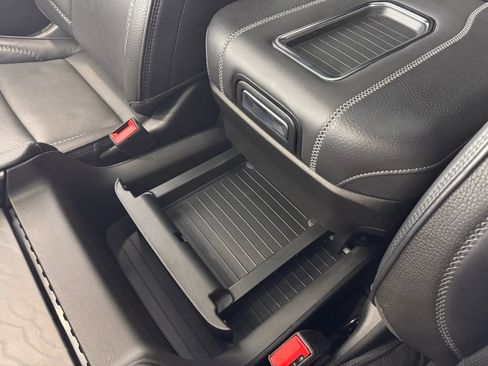 Used 2023 GMC Yukon Denali w/ Denali Reserve Package image 54