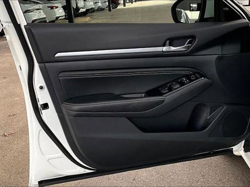 Certified 2023 Nissan Altima 2.5 SV w/ SV Premium Package image 20