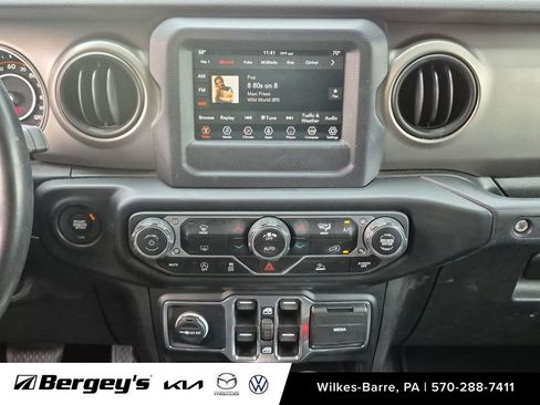 Used 2020 Jeep Gladiator Sport w/ Quick Order Package 24S AWD/4WD image 22