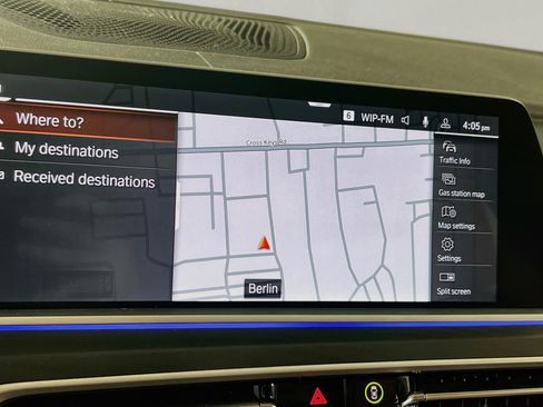 Used 2022 BMW X7 xDrive40i w/ Premium Package AWD/4WD image 13