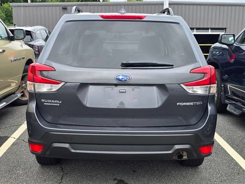 Used 2023 Subaru Forester AWD/4WD image 11