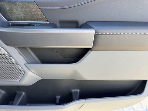 Used 2025 Ford F150 Lightning Flash image 8