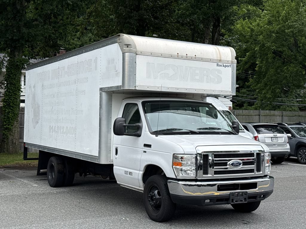 Used 2019 Ford E-350 and Econoline 350 Super Duty w/ Power Windows & Locks Group RWD image 1