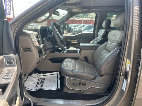 New 2026 Ford F250 Platinum w/ Platinum Plus Package AWD/4WD image 16