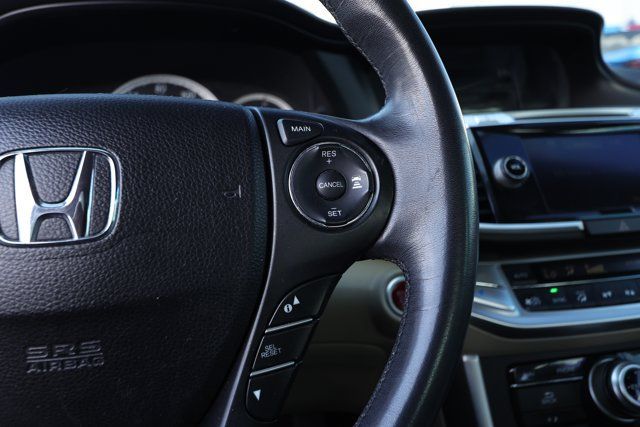 Used 2014 Honda Accord Touring image 12