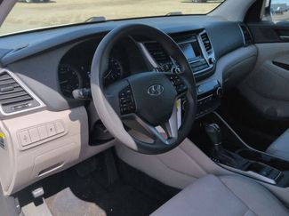 Used 2017 Hyundai Tucson SE FWD video 2