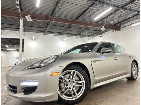 Used 2012 Porsche Panamera S RWD image 1