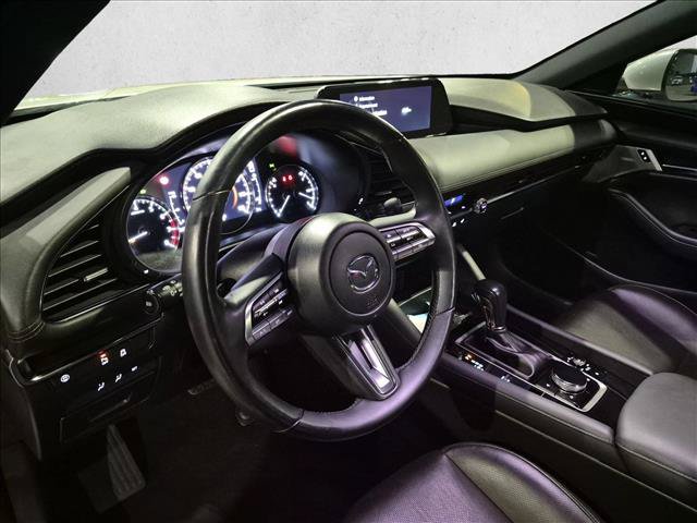 Used 2019 MAZDA MAZDA3 Hatchback w/ Preferred Package FWD image 10