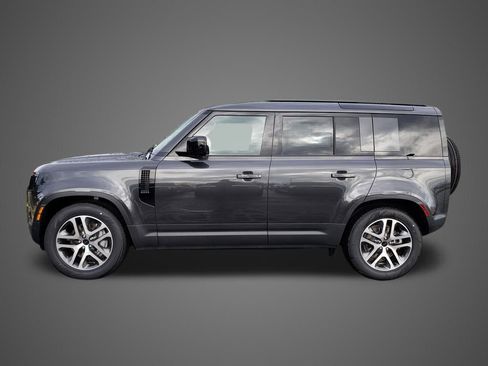 New 2026 Land Rover Defender 110 S image 8