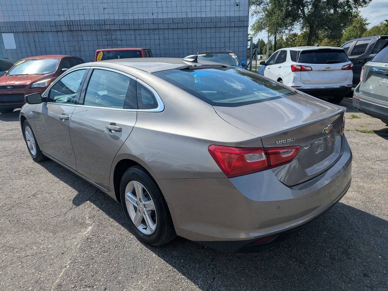 Used 2024 Chevrolet Malibu LS FWD image 5