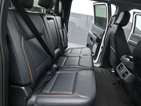 New 2026 Ford F250 Lariat w/ FX4 Off-Road Package image 25