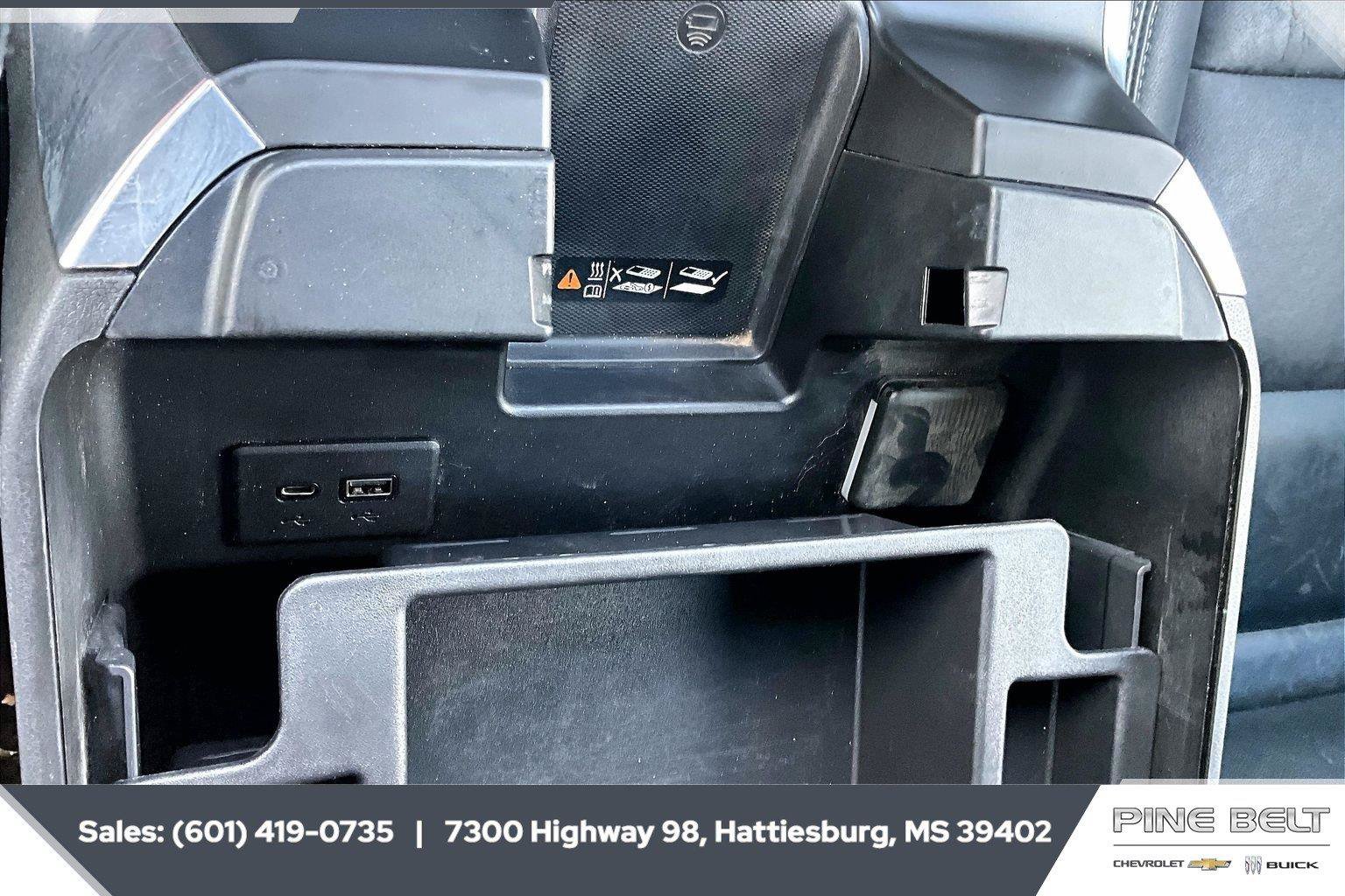 Used 2023 Chevrolet Silverado 1500 RST AWD/4WD image 24