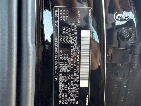 Used 2016 Volvo XC90 T6 R-Design w/ Convenience Package image 28