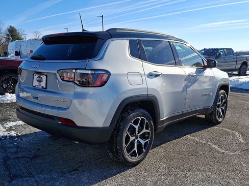 New 2026 Jeep Compass Limited AWD/4WD image 4