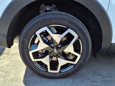 Certified 2024 Hyundai Santa Cruz Limited image 20