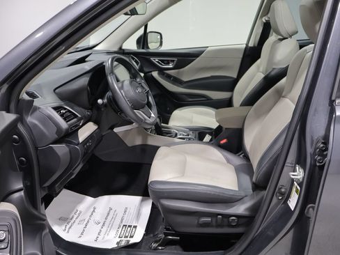 Used 2023 Subaru Forester Limited w/ Popular Package #3 AWD/4WD image 9