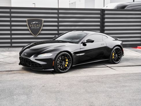 Used 2023 Aston Martin V8 Vantage Coupe image 5