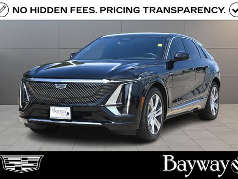 Certified 2024 Cadillac Lyriq Tech AWD/4WD image 1