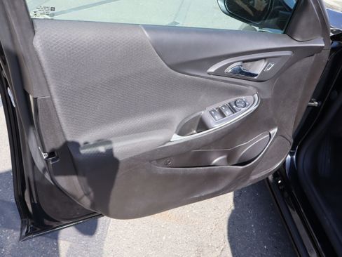 Used 2025 Chevrolet Malibu LT FWD image 15