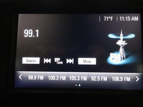 Used 2018 Chevrolet Equinox LS FWD image 14