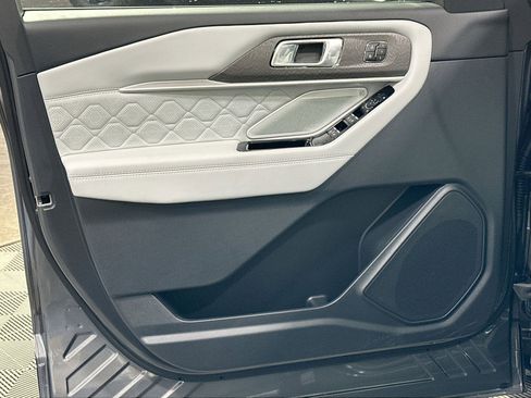 New 2026 Ford Explorer Platinum w/ LUX Leather Package image 15