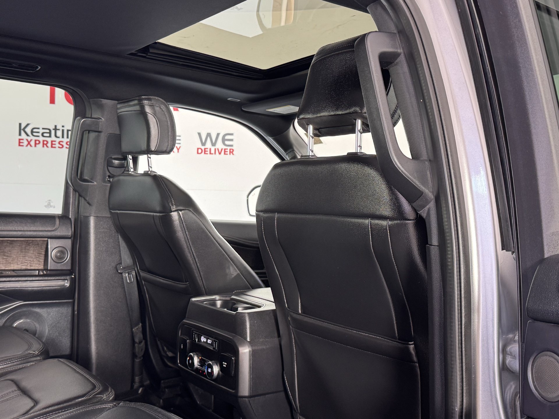 Used 2020 Ford Expedition Limited AWD/4WD image 19