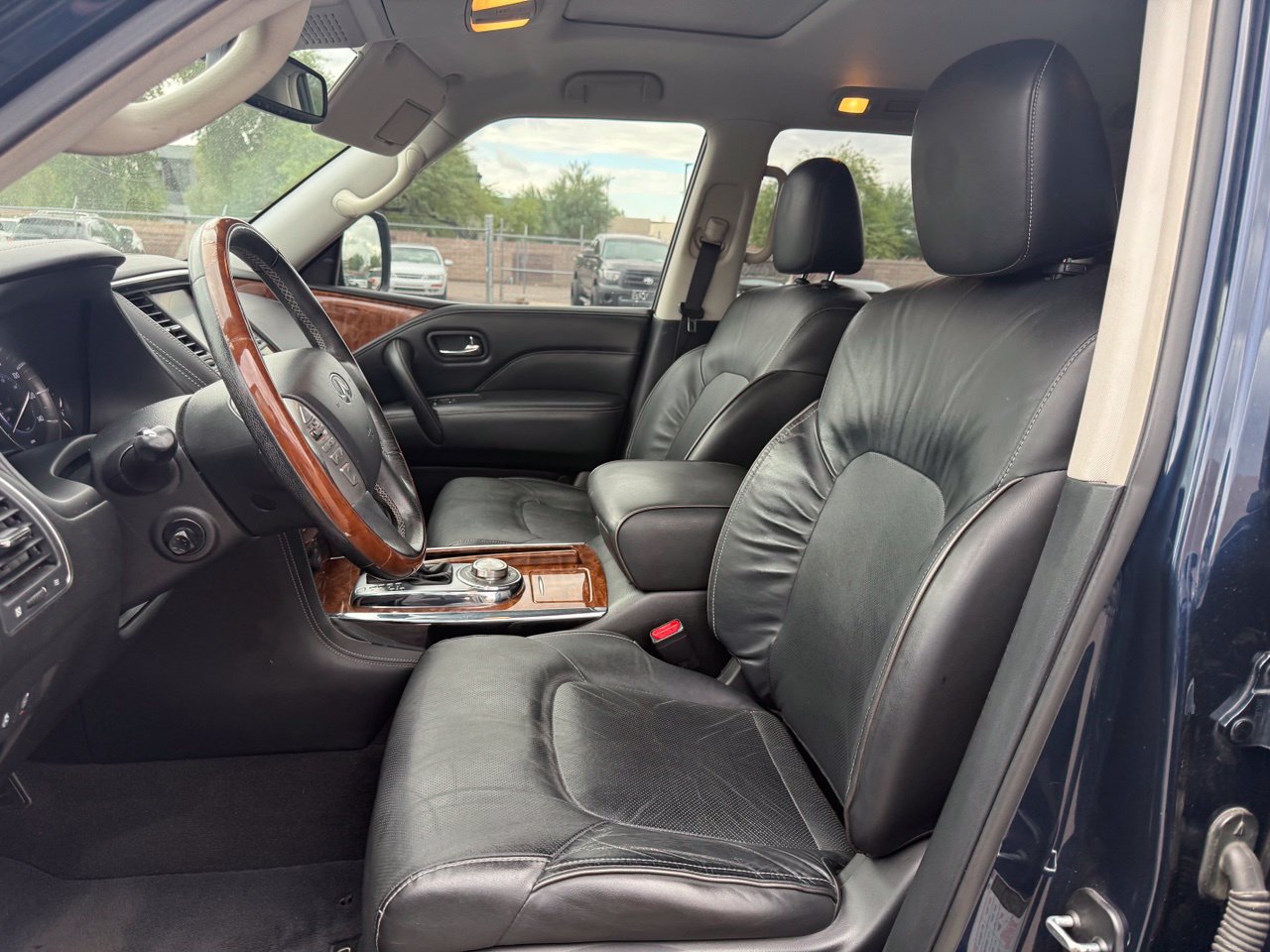 Used 2018 INFINITI QX80 4WD w/ Driver Assistance Package image 13