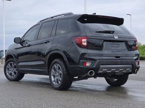 Used 2025 Honda Passport TrailSport image 14