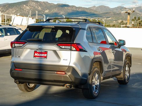 New 2025 Toyota RAV4 XLE image 7