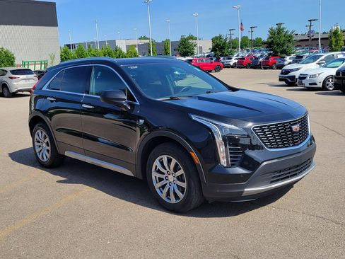 Used 2019 Cadillac XT4 Premium Luxury AWD/4WD image 32