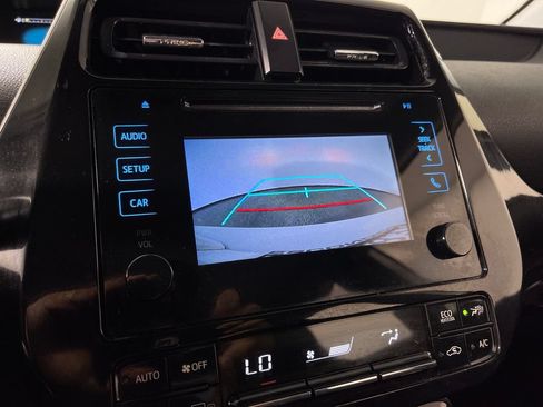 Certified 2019 Toyota Prius LE w/ Carpet Mat Package FWD image 21
